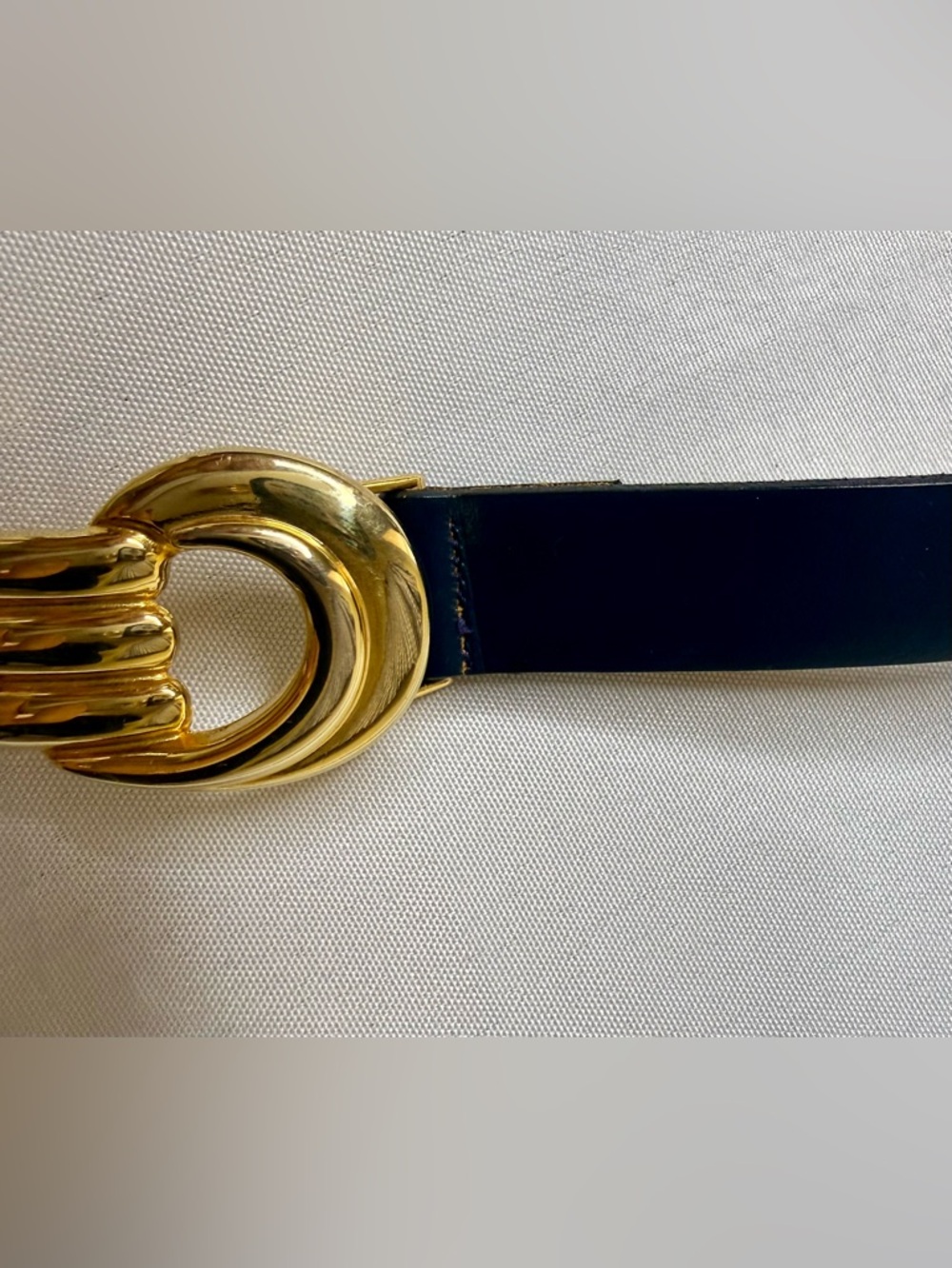 Navy Cowhide Leather Belt with Gold Buckle Pierre Cardin Made in Spain - Picture 5 of 13